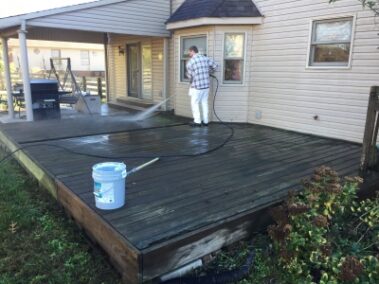 Deck Staining Lexington